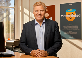 Beskåret HL.png Beskåret HL.png